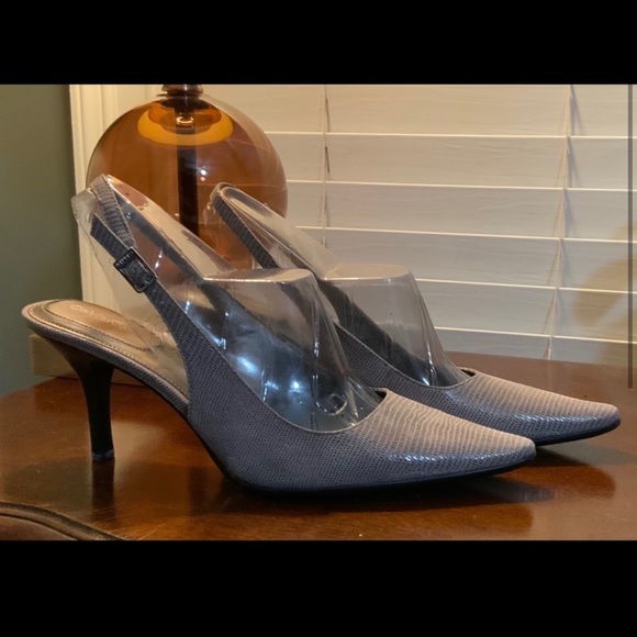 Gray Calvin Klein Heels - Picture 3 of 8